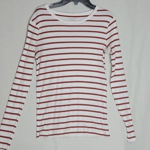 Long sleeved stripe shirt